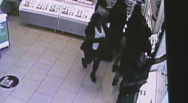 ID Shoplifters From Valencia Mall 