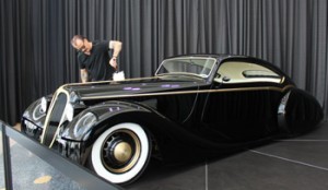 The custom "Black Pearl" greets visitors enterting the 2014 Los Angeles Auto Show. Photo by Michael MacDonald.
