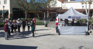 Valencia Marketplace Kids Club, KHTS Host Holiday Celebration
