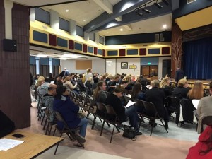 Castaic Union school officials are hosting a series of meetings to discuss the K-8 school district’s money problems, officials said Monday. 