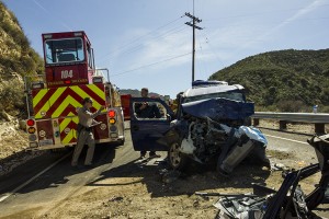 UPDATE: 2 Killed In Fatal Crash In Canyon Country-3