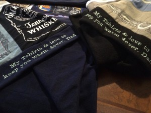 A package was stolen from a Santa Clarita resident that housed a Christmas gift, but not just any gift, it contained two custom-designed quilts that the mom had ordered as a surprise for her children, according to Santa Clarita Valley Sheriff's Station officials.