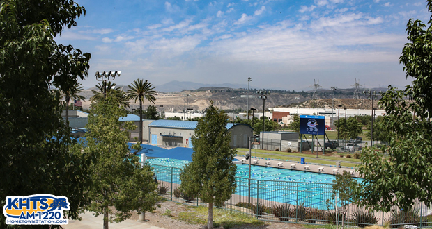 Santa Clarita Aquatic Center Pool