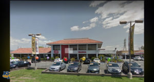 AutoNation has purchased the land where Kia of Valencia currently operates, according to several sources familiar with the deal not authorized to speak officially.