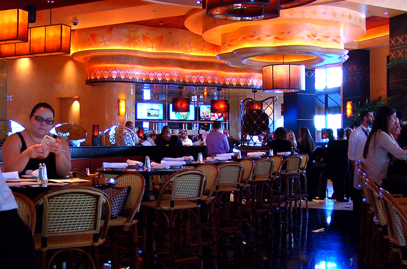 Sneak Peek Of The Cheesecake Factory Valencia, Set To Open Nov. 8 (VIDEO)