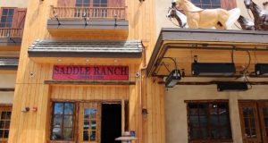 Santa Clarita officials allayed any concern about potential anti-mechanical bull sentiment at City Hall on Thursday: Saddle Ranch enthusiasts are welcome to ride.