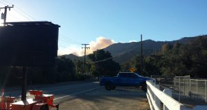 #CreekFire Cresting Over Angeles Forest Mountains, Approaching Little Tujunga Canyon Rd.