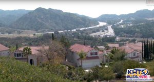Coyotes, Coyote, Wildlife, Suburbs, Wildlife safety, Homes, homeowners, Santa Clarita Valley Homeowners, SCV, animals, animal safety
