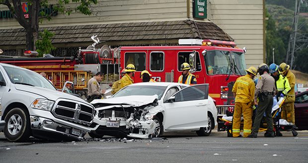 two car collision on lyons ave.