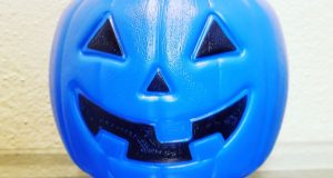 Blue Halloween Buckets Promote Autism Awareness, Santa Clarita Expert Weighs In