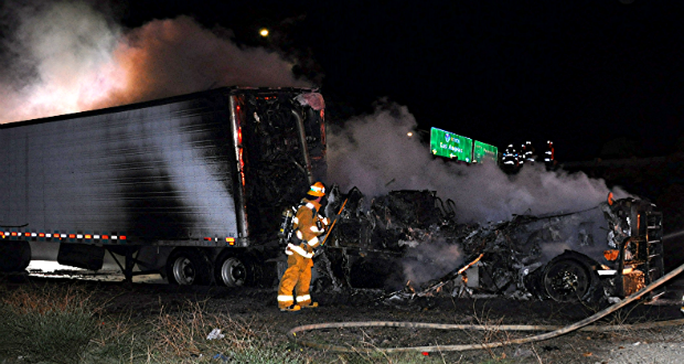Newhall Big Rig Fire 5 Freeway Photo by Rick McClure 4