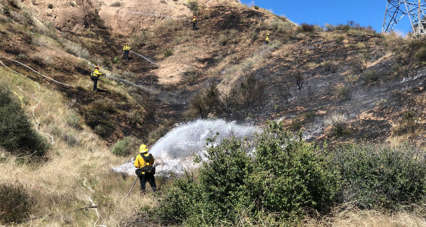 Saugus Brush Fire Santa Clarita Brush Fire Bouquet Canyon Vazquez Canyon 1
