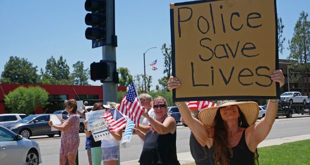 Police Lives Matter Law Enforcement Demonstration Santa Clarita