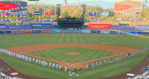 Dodgers Drop Second Straight To Split Series 2-2 Against Giants