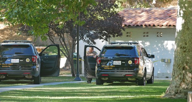 Newhall Dead Body Hart Park