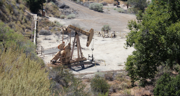 Santa Clarita California Resources Corporation CRC Bankrupt