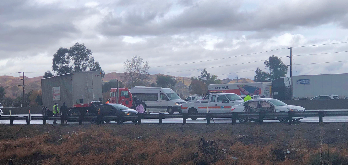 Crash Involving Semi-Truck Blocks Southbound Lanes On 5 Freeway