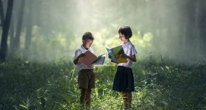 Kids reading