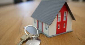 House and Keys