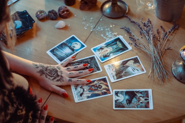 chat online with a psychic