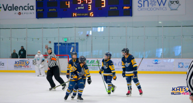111925 the cube - girls hockey