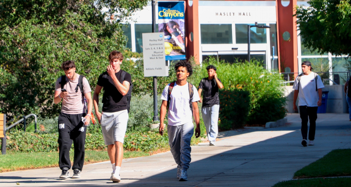 Coc Building Menu Registration Open For Fall Short-Term Classes At College Of The Canyons